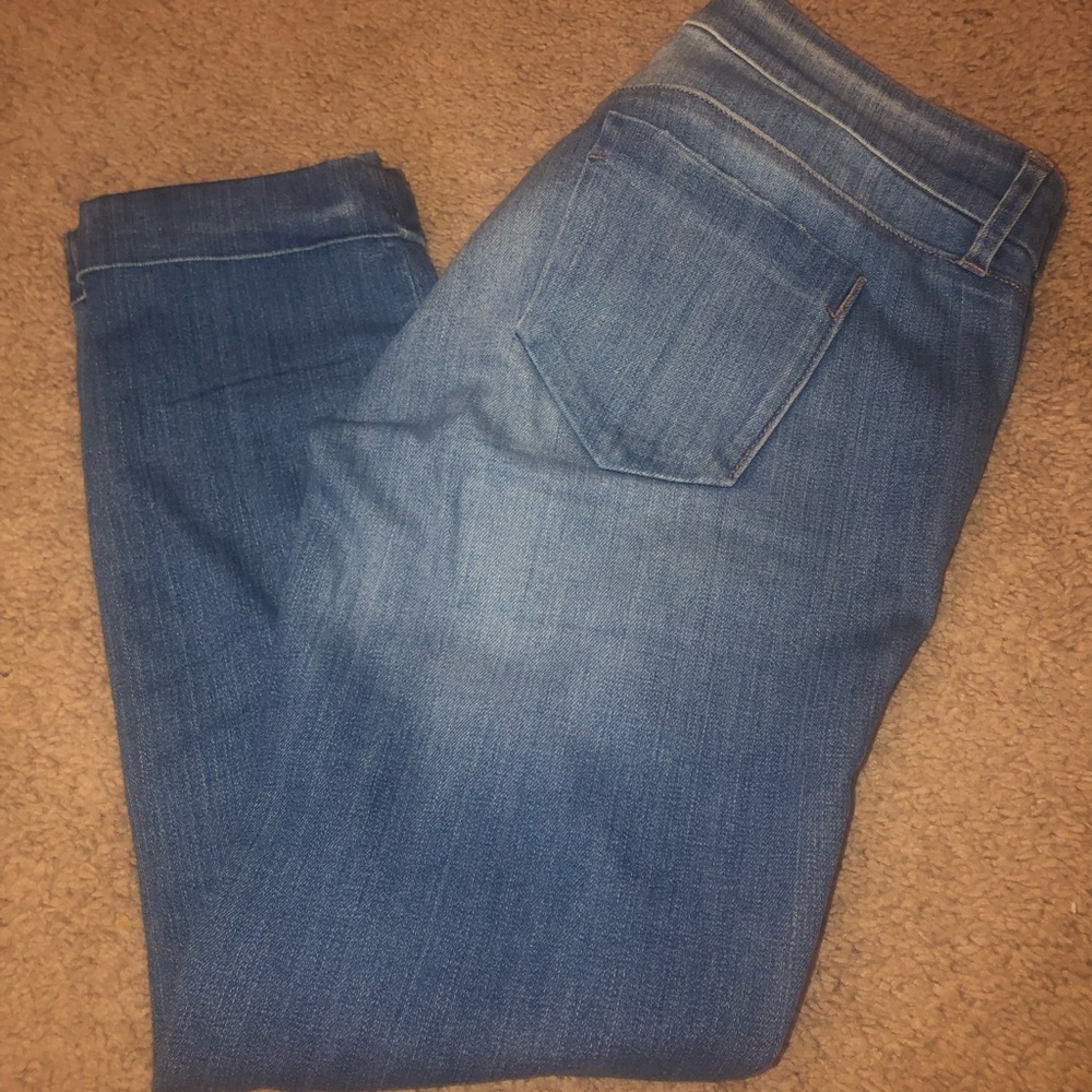 Cropped petite cuffed medium wash jeans